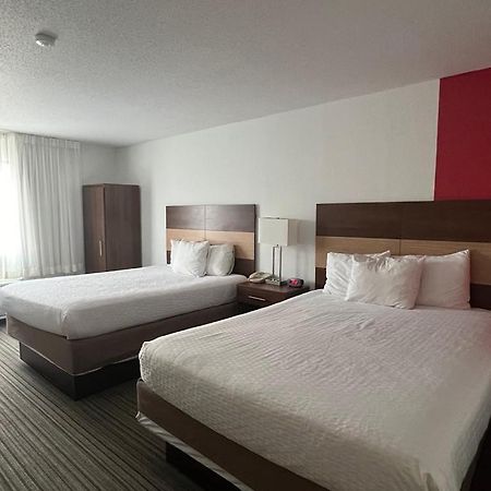 فندق Ramada By Wyndham إفينغم المظهر الخارجي الصورة