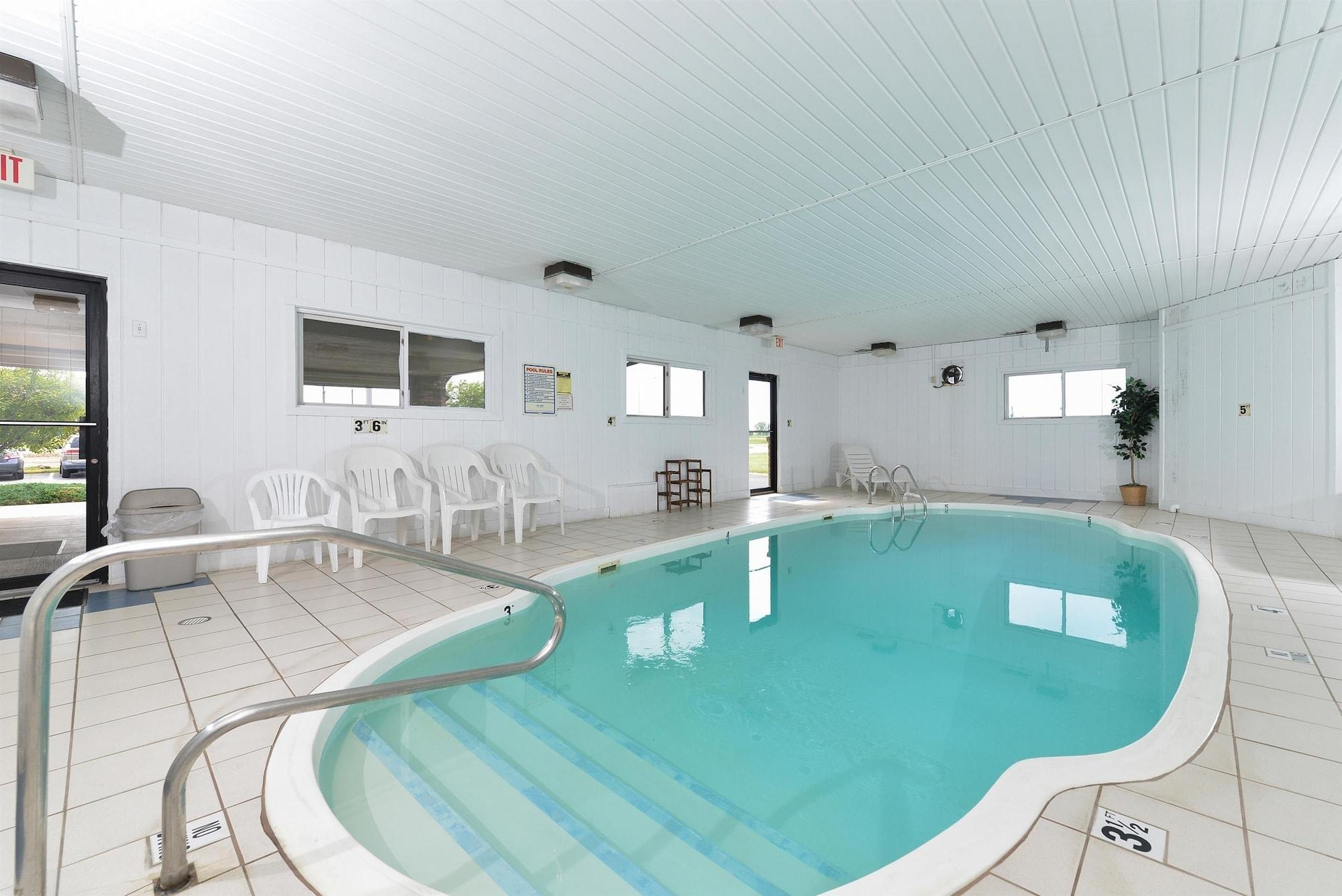 فندق Ramada By Wyndham إفينغم المظهر الخارجي الصورة