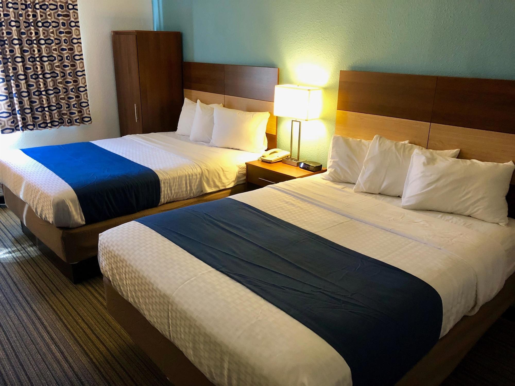 فندق Ramada By Wyndham إفينغم المظهر الخارجي الصورة